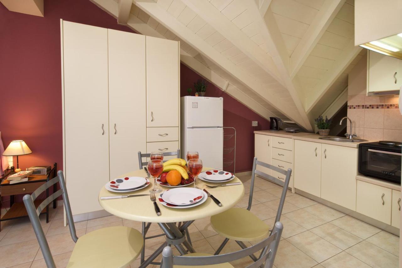City Suite In Kefalonia 아르고스톨리온 외부 사진